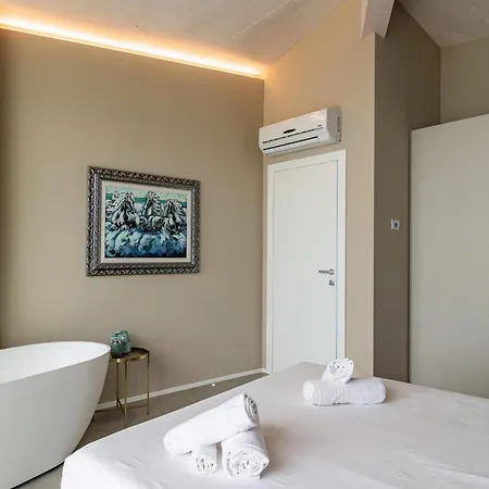 Villa Gau' By Interhome Riva di Solto