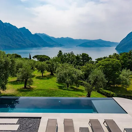 Gau' By Interhome Riva di Solto